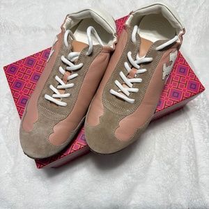 Tory Burch Sneaker